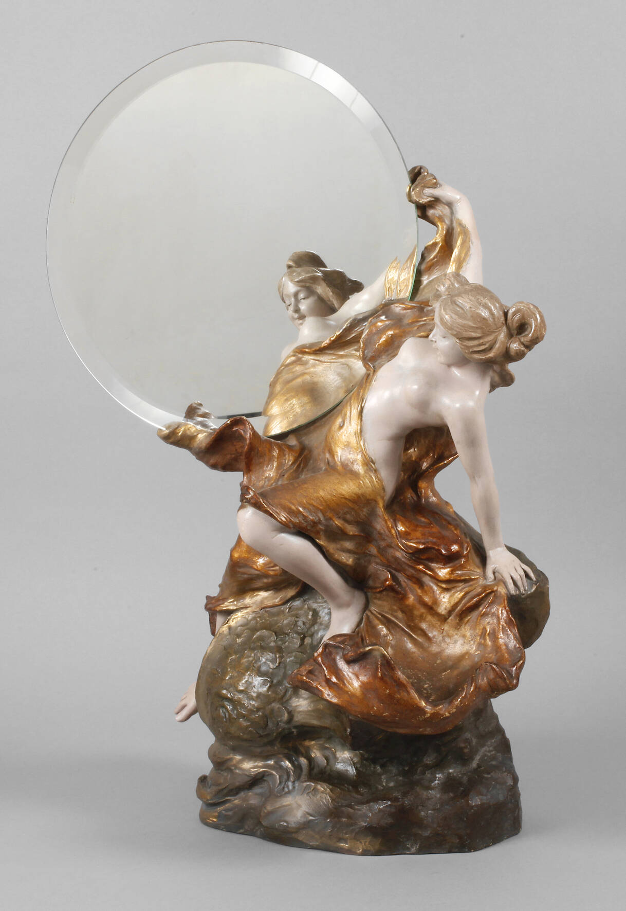 Salonspiegel junge Frau auf Delphin reitend