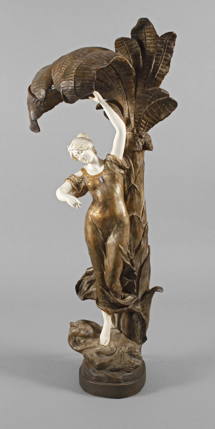 Goldscheider Wien figürliche Salonlampe