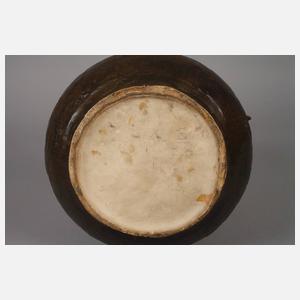 Vase mit trinkendem Mädchen an der Quelle