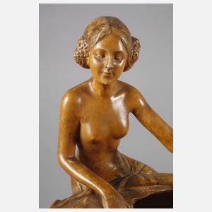 Goldscheider Wien Vase mit weiblichem Halbakt