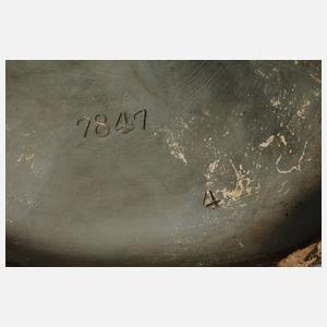 Muschelschale mit zwei Grazien,