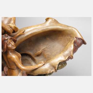Muschelschale mit zwei Grazien,