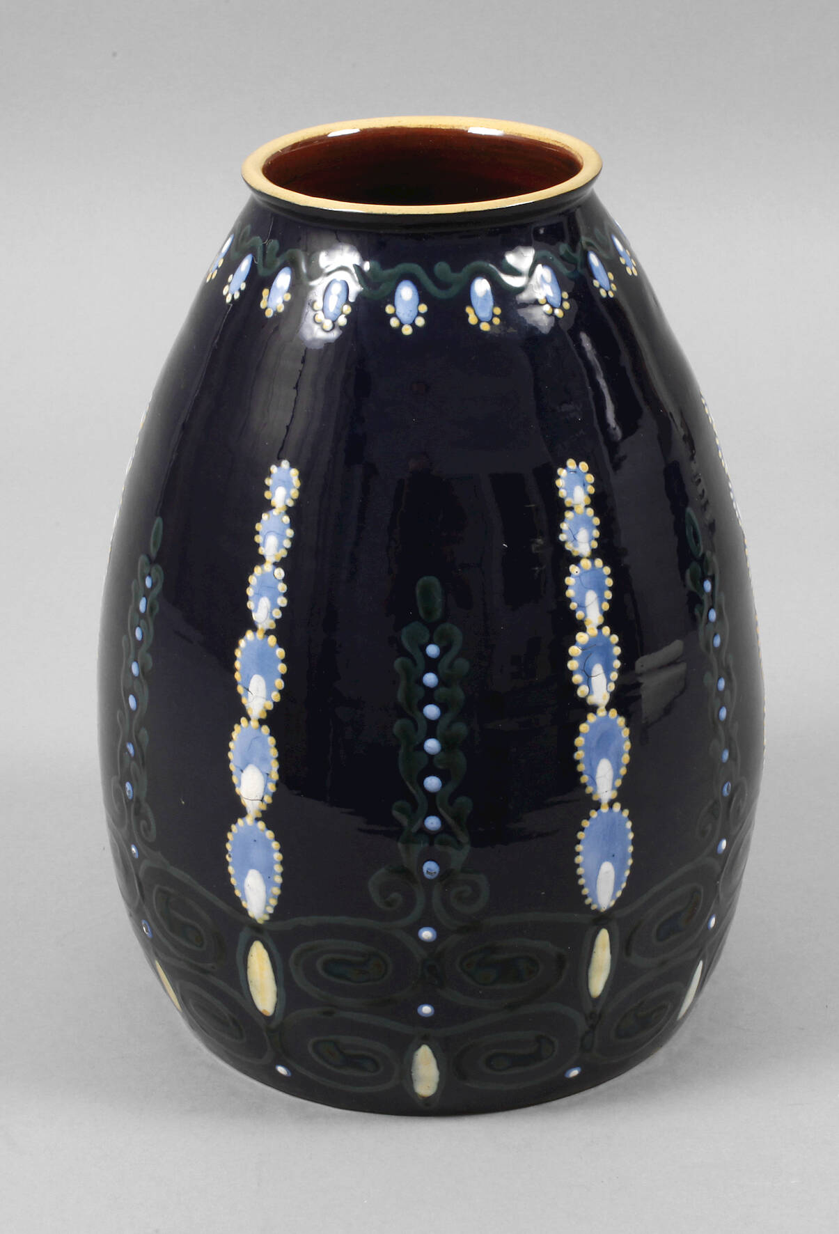 Karlsruhe Große Vase Schlickermalerei