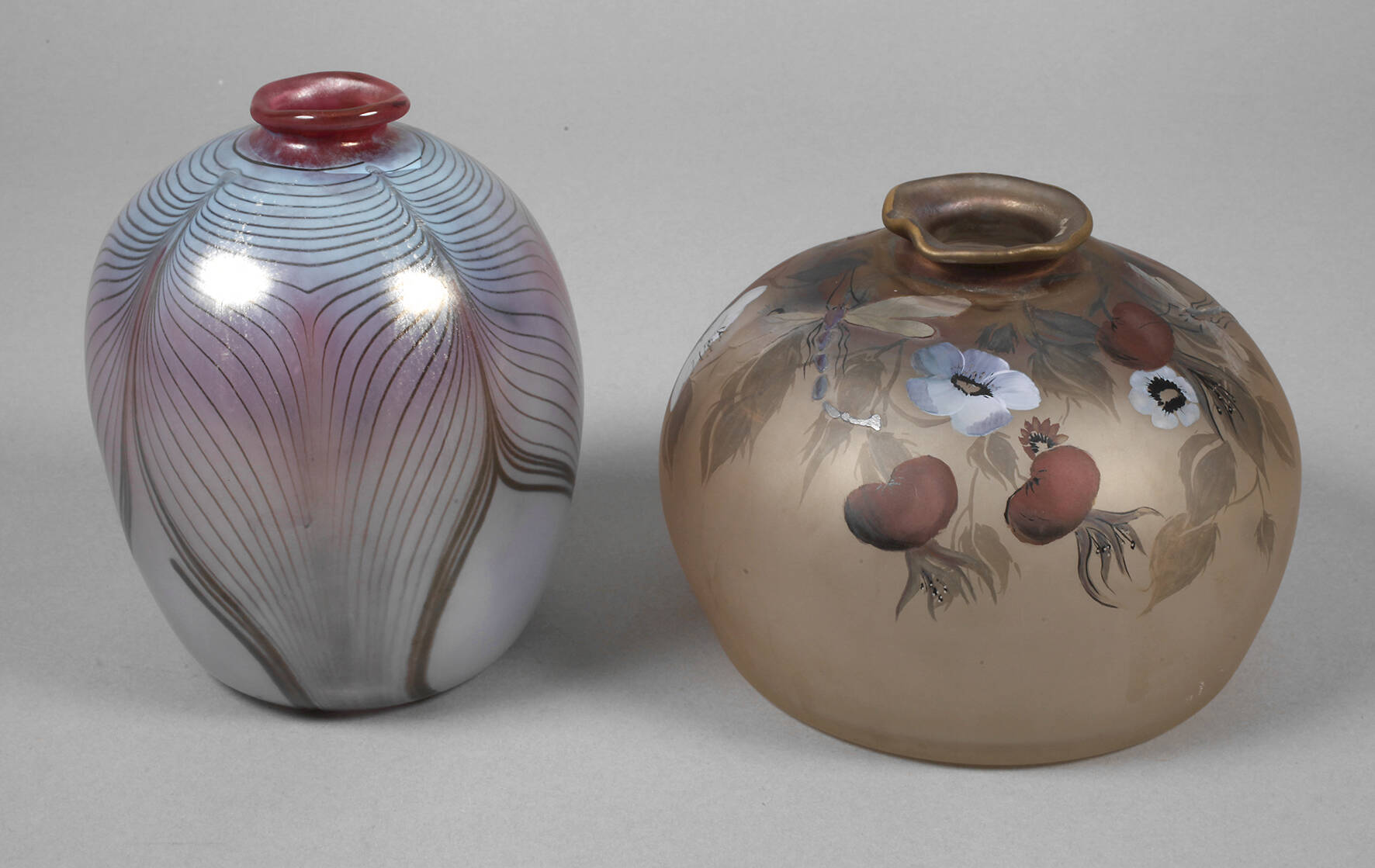 Zwei Vasen Studioglas
