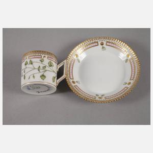 Kopenhagen Mokkatasse mit Untertasse "Flora Danica"