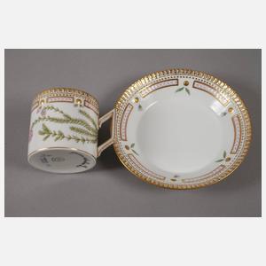 Kopenhagen Kaffeetasse und Untertasse "Flora Danica"