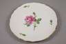 Meissen Tortenplatte und Vase "Rote Rose"