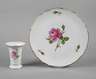 Meissen Tortenplatte und Vase "Rote Rose"