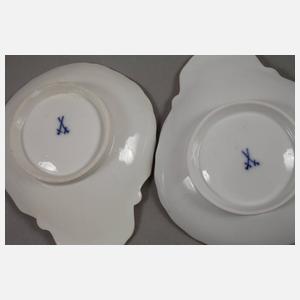 Meissen zwölf Muschelschalen Streublümchendekor