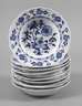 Meissen neun Suppenteller "Zwiebelmuster"