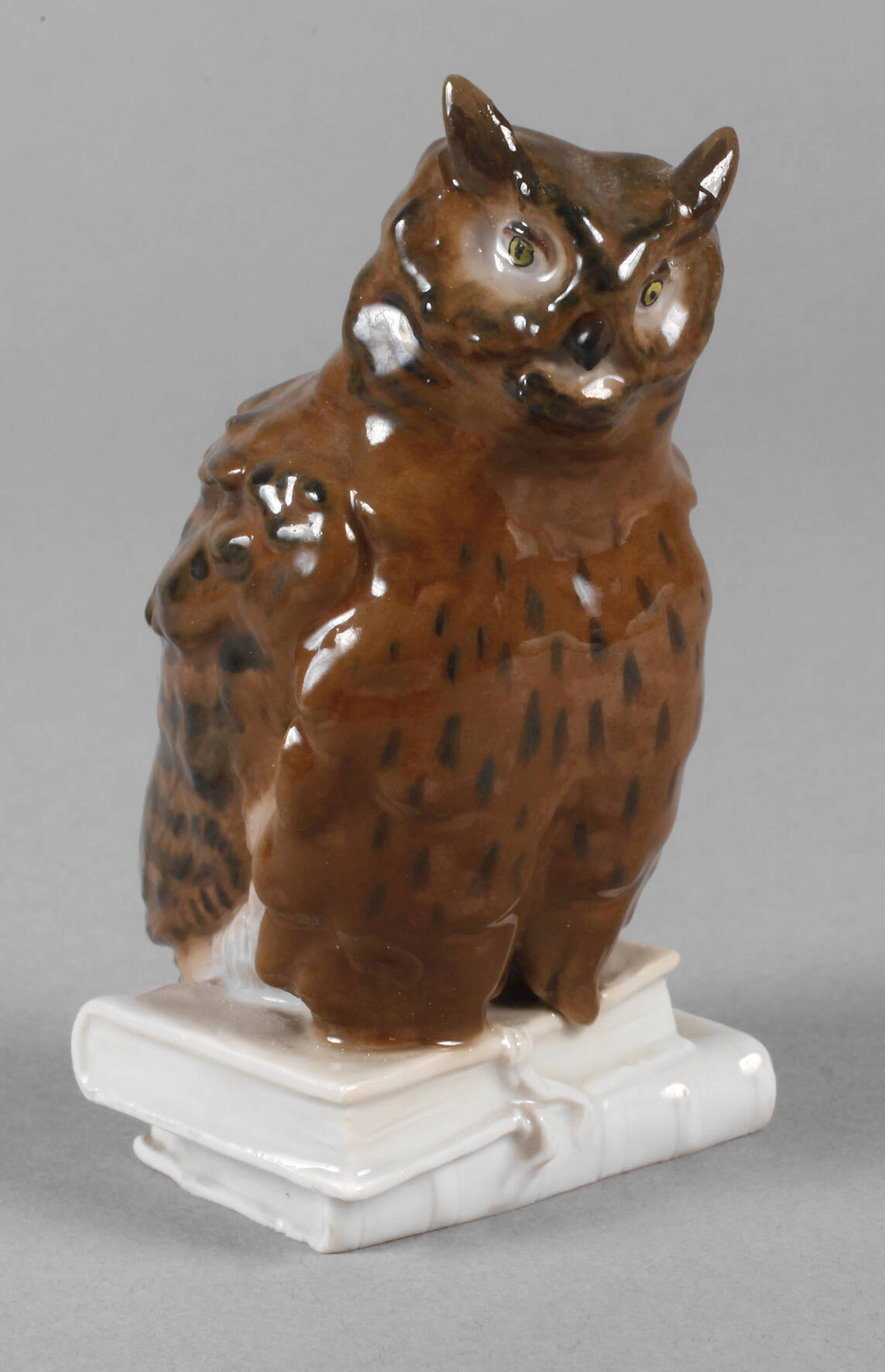 Meissen "Eule auf Bücherstapel"