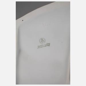 Metzler & Ortloff Putto mit Pinguin