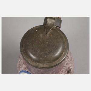 Zwei Ansbacher Fayencekrüge