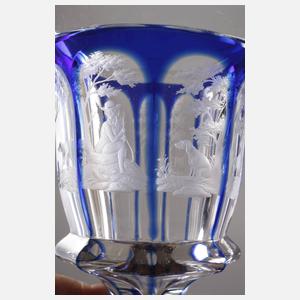 Großer Walzenschliffpokal mit Überfang