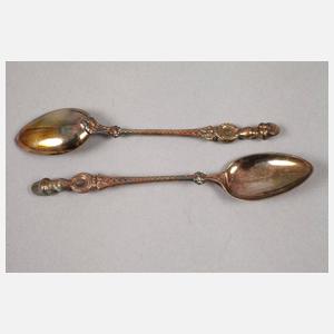 Zwölf Mokkalöffel im Etui