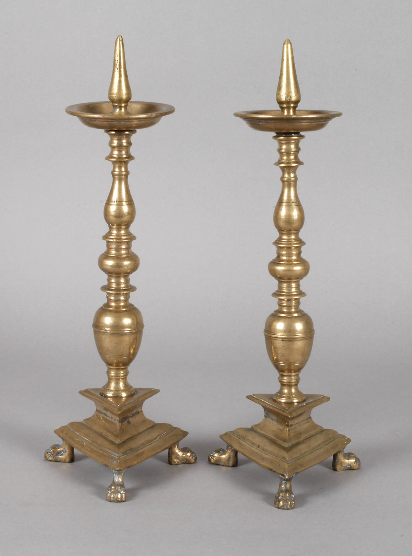 Paar barocke Bronzeleuchter