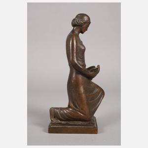 Prof. Kurt Schmid-Ehmen, Frau kniend