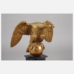 Adler auf Kugel