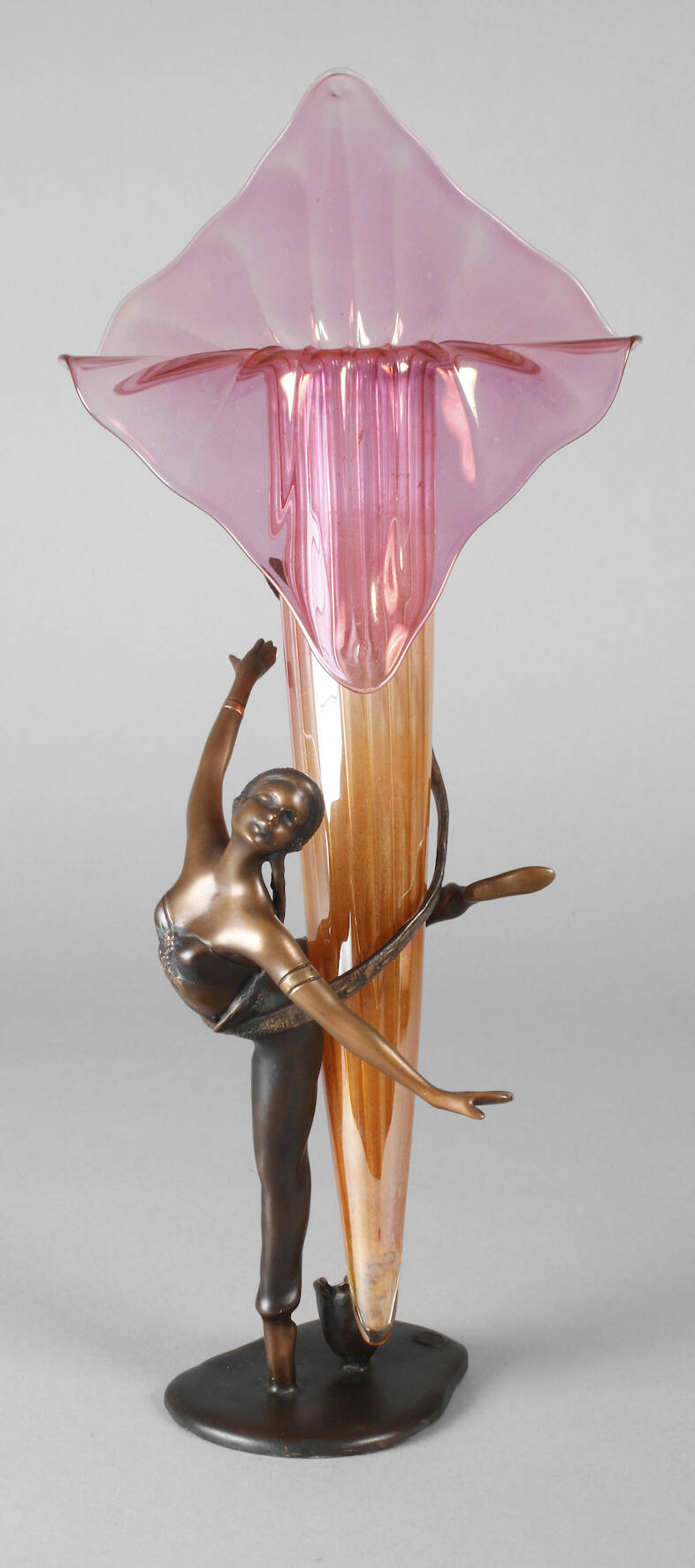 Venturi Arte, Ballerina mit Vase