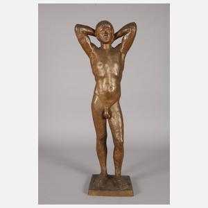 Großer stehender Akt