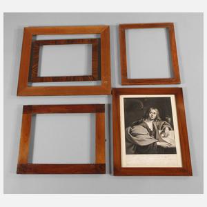 Fünf Rahmen im Biedermeierstil