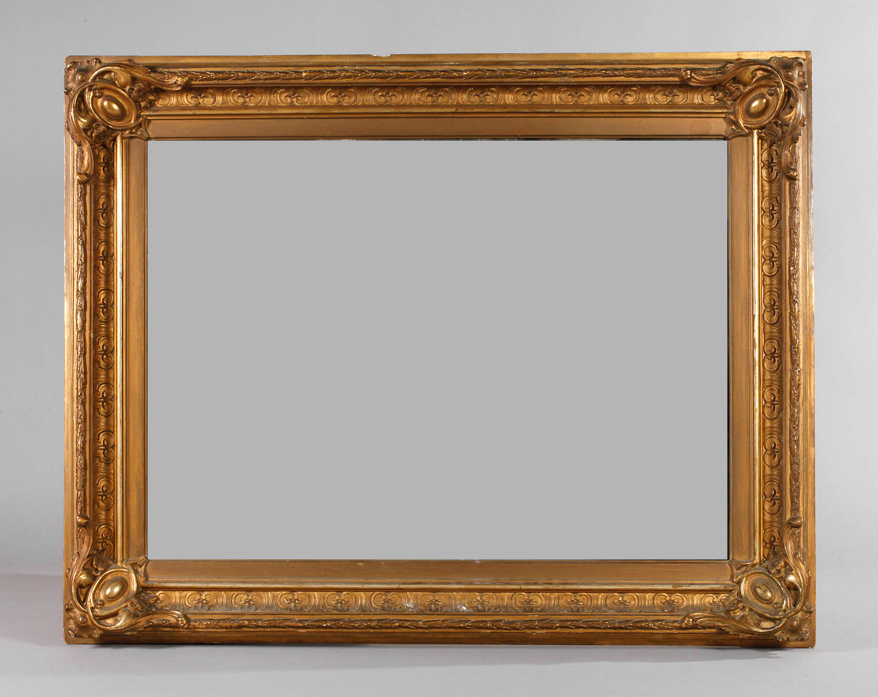 Gründerzeit-Prunkrahmen