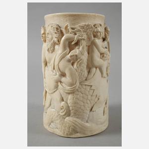 Feine Elfenbeinschnitzerei