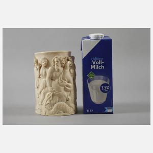 Feine Elfenbeinschnitzerei