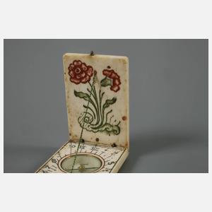 Miniatur Klappsonnenuhr im Etui