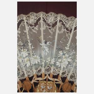 Feiner Fächer Spitze