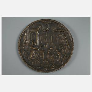 Fünf Bronzeplaketten