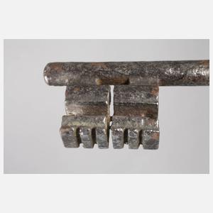 Zwei historische Schlüssel