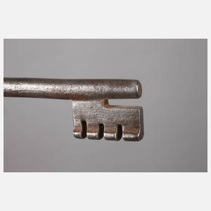 Drei historische Schlüssel