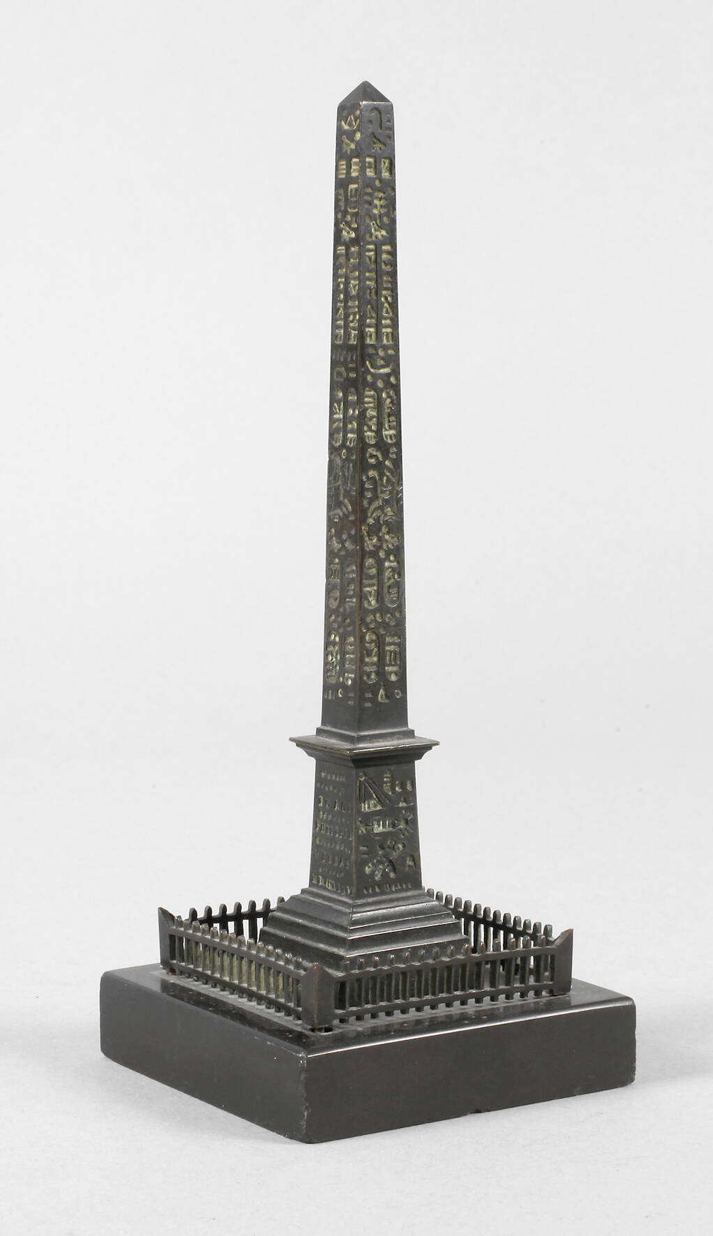 Architekturmodell Obelisk