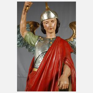 Große geschnitzte Heiligenplastik