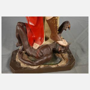 Große geschnitzte Heiligenplastik