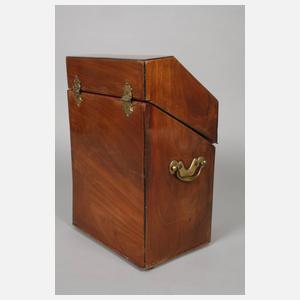 Feiner Besteckkasten