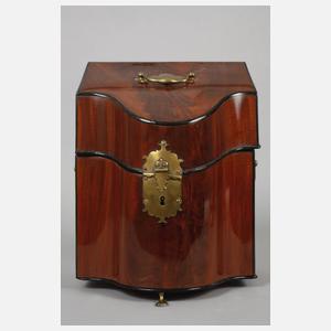 Feiner Besteckkasten