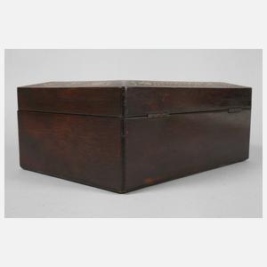 Feine Intarsienschatulle