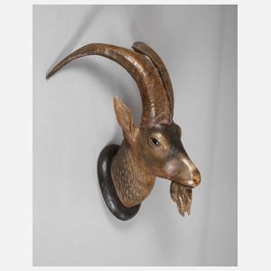 Geschnitzte Jagdtrophäe
