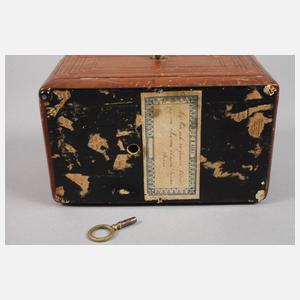 Necessaire mit Spieluhr