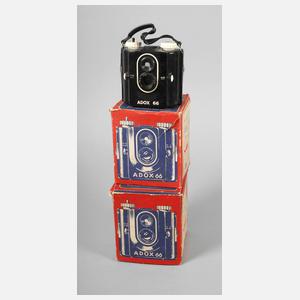 Zwei Kameras Adox 66