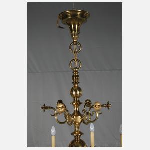 Große flämische Deckenkrone