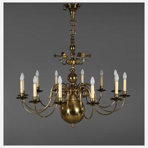 Große flämische Deckenkrone