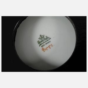 Künstlerteller mit kyrillischem Spruch