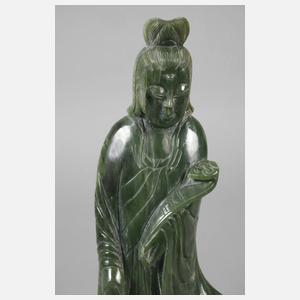 Große Jadeschnitzerei