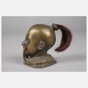 Figürliche Bronzeplastik