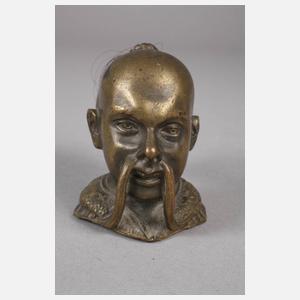 Figürliche Bronzeplastik