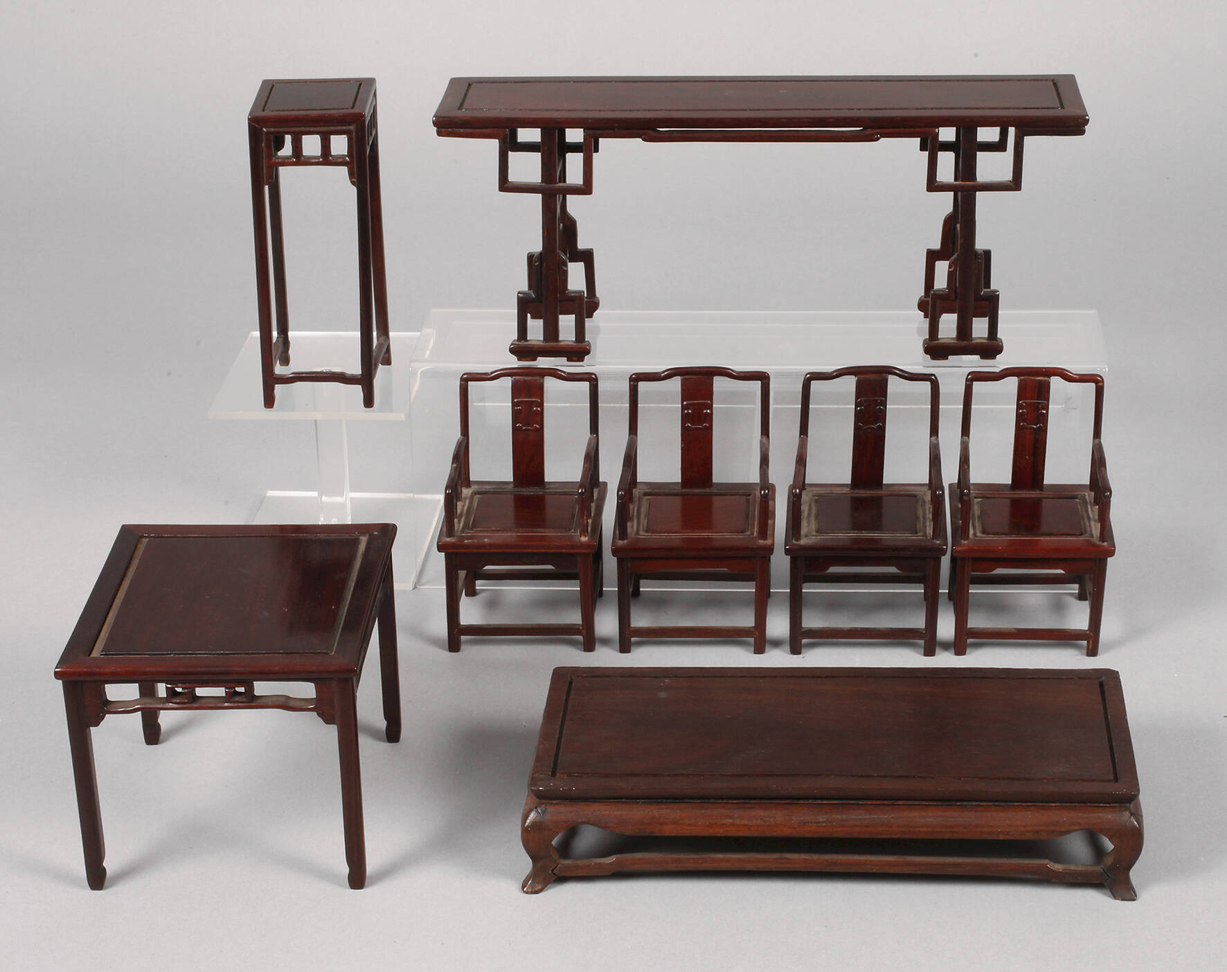 Konvolut Miniaturmöbel