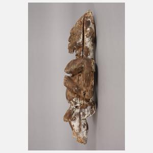 Zwei geschnitzte Figuren